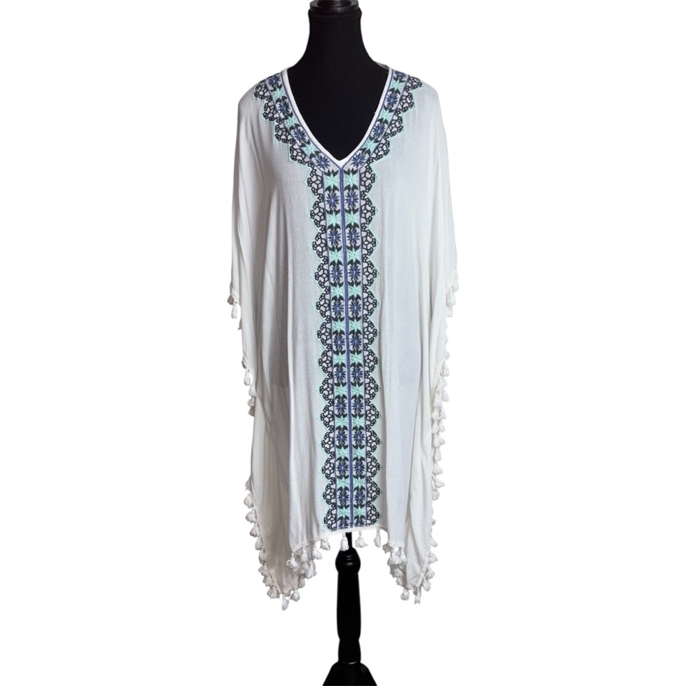 Cute Options White Rayon Kaftan Large Embroidery Beachy Bohemian Coverup Tassels